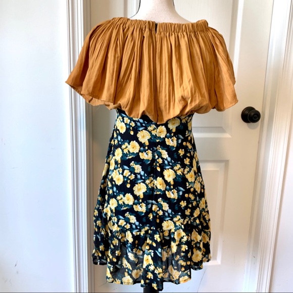 M&D Off/On the Shoulder Blouson Floral Dress—SZ. S - Picture 5 of 14